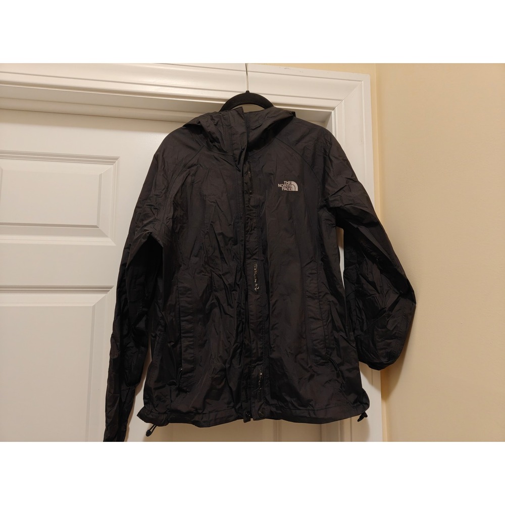The North Face HyVent 2.5L Rain Jacket Womens Medium Black Hooded Waterproof